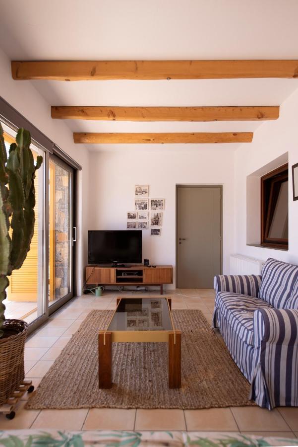 Villa Aiolos: Above The Sea, Within Agios Nikolaos Exterior foto