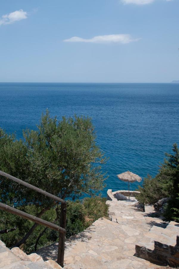 Villa Aiolos: Above The Sea, Within Agios Nikolaos Exterior foto